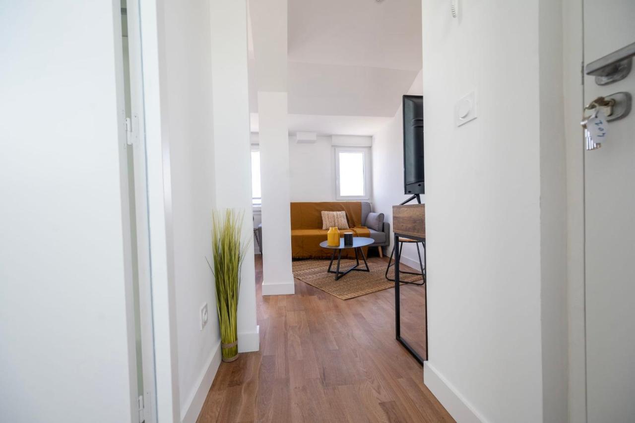 Ferienwohnung Le Poulorio 12 - T2 - Proche Gare - Dernier Etage By Locly Lorient Exterior foto